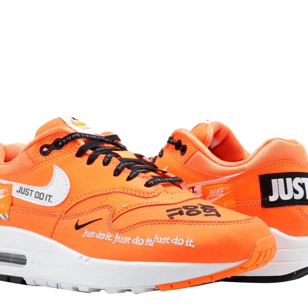 Wmns Air Max 1 LX 'Just Do It' Edition